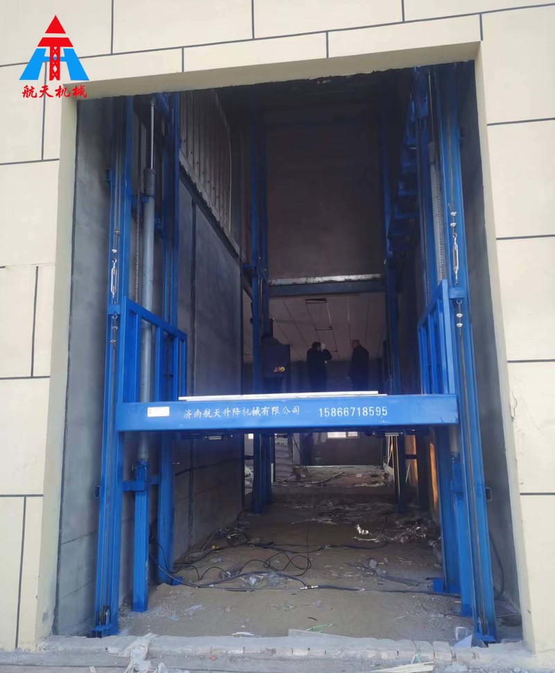 濟南導軌式升降平臺升高6米承重15噸 